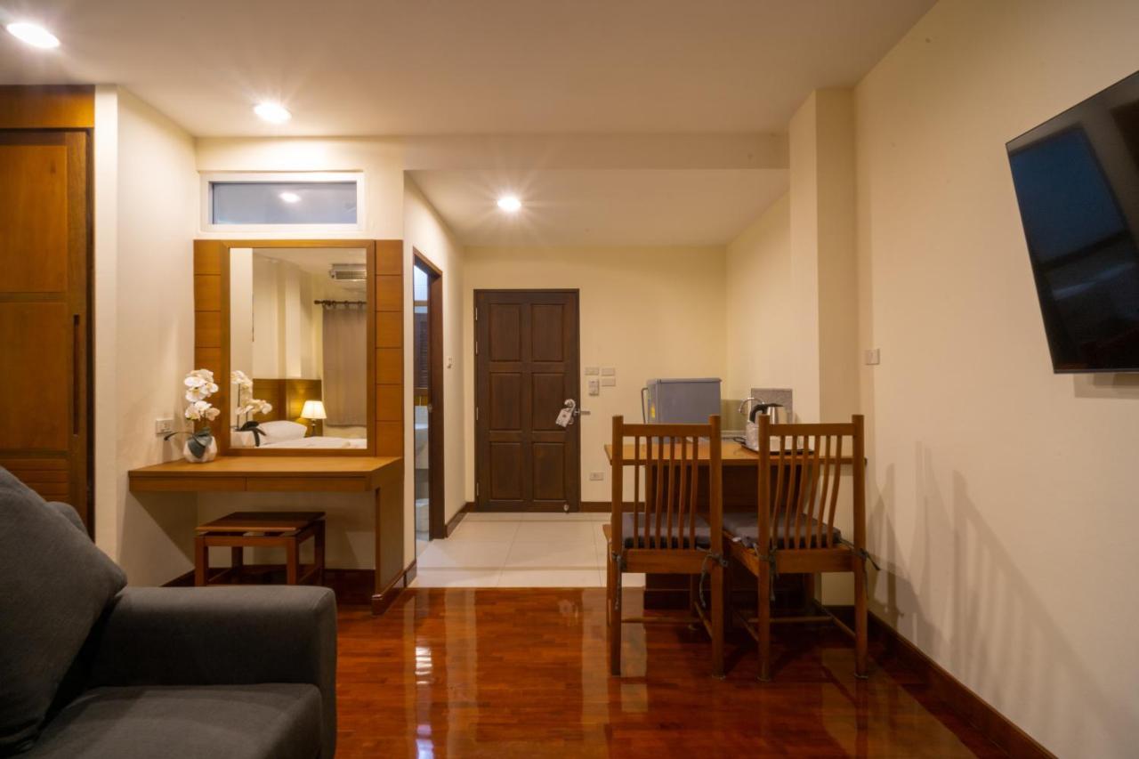 Baan Chuan Chom Pattaya Hotel Ngoại thất bức ảnh